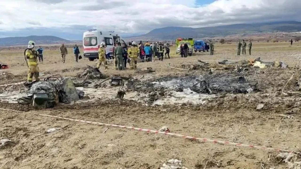 Isparta'da Askeri Helikopter Düştü! 6 Askerimiz Şehit Oldu 5