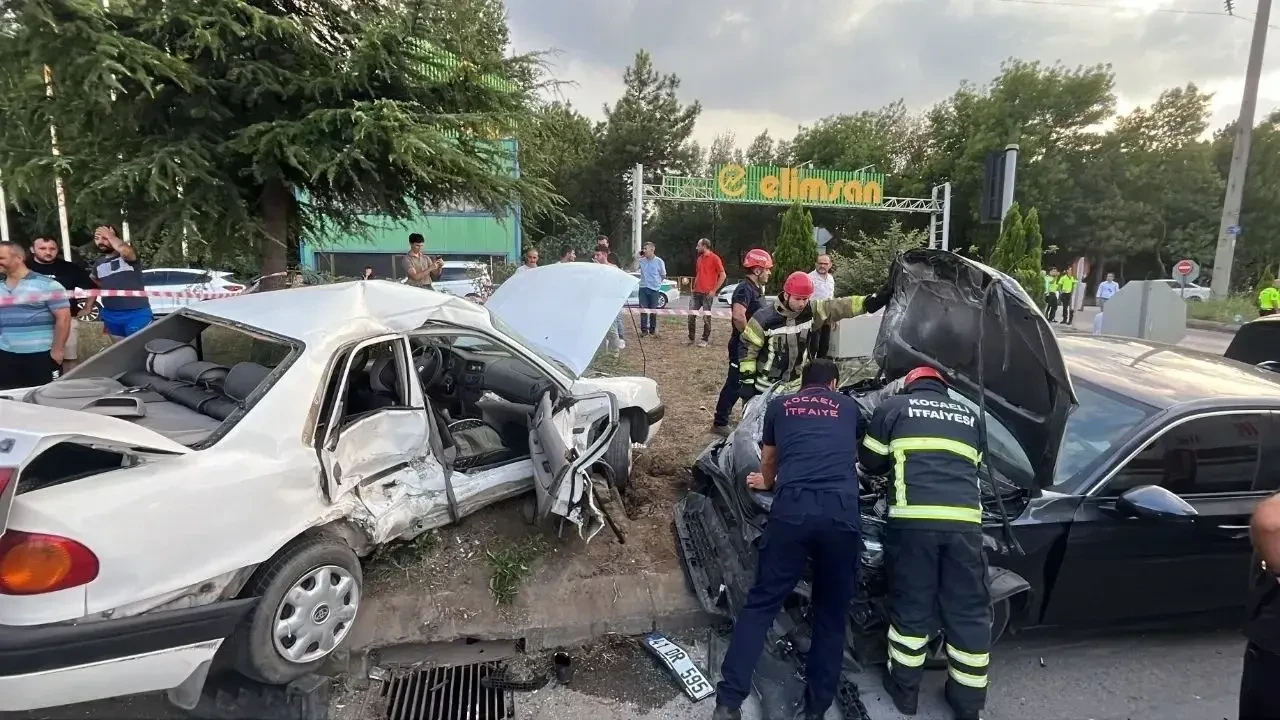 Isparta'da Askeri Helikopter Düştü! 6 Askerimiz Şehit Oldu 6