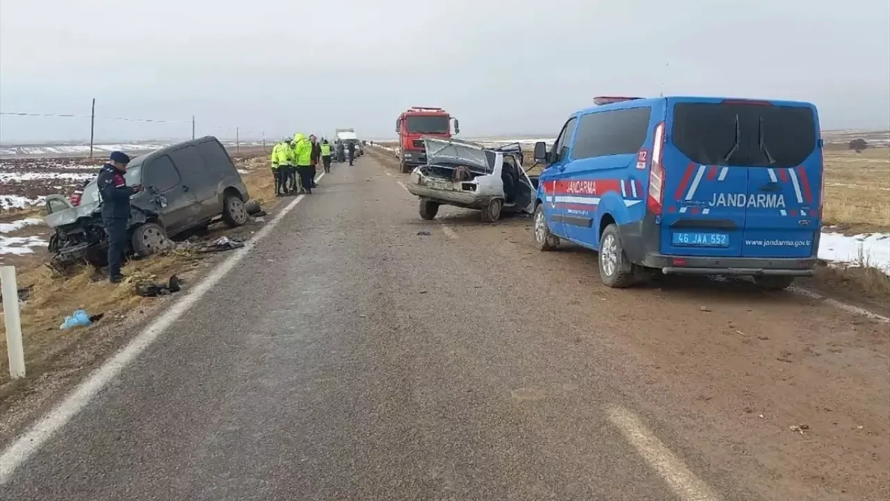 Elbistan'da Feci Kaza! 1 Ölü, 3 Yaralı 1