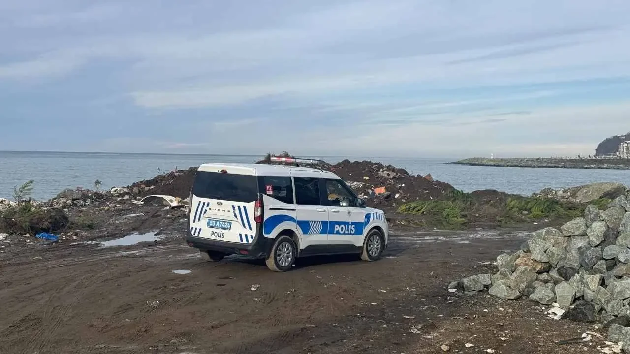 Rize Sahilinde Patlamamış Mühimmat Bulundu! Çevredekiler Panikledi 3