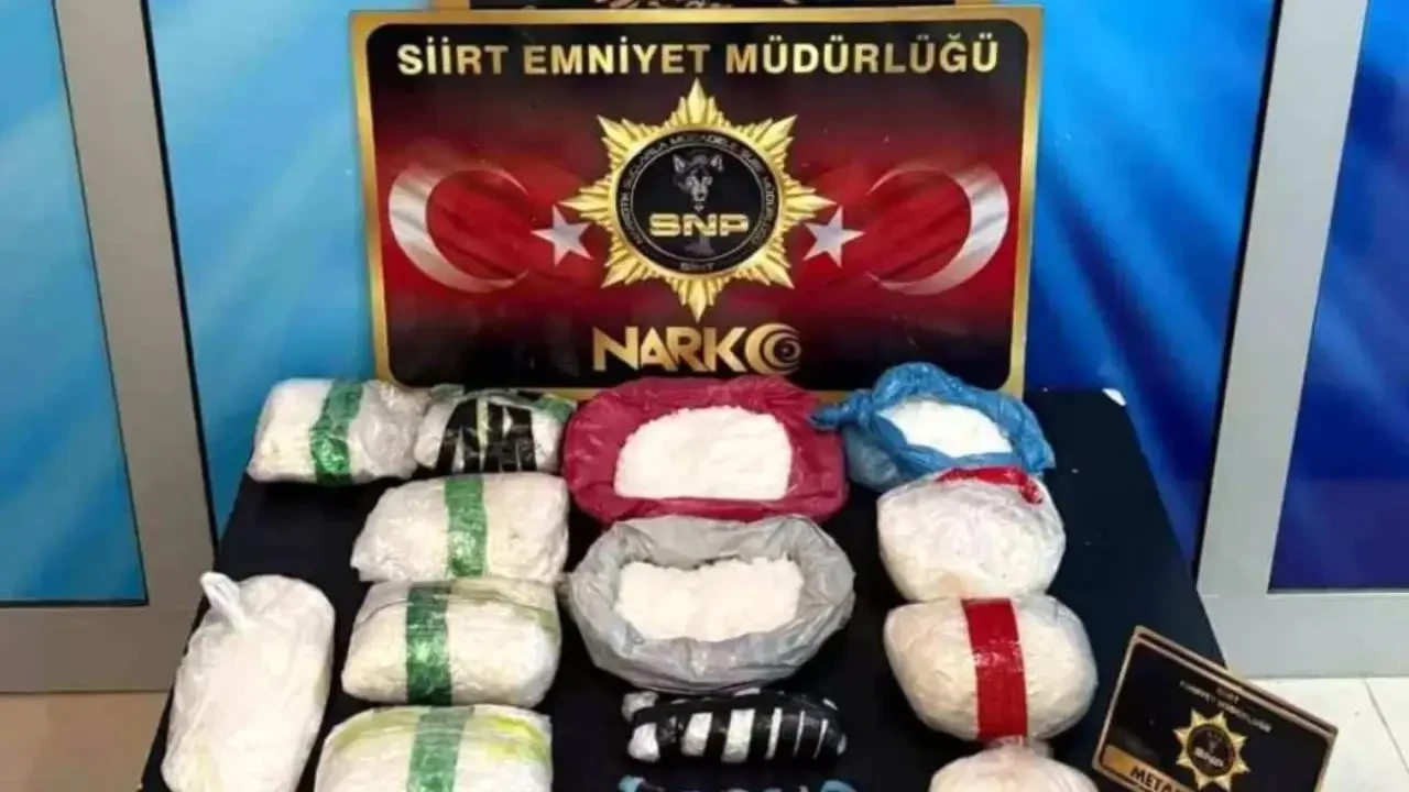 Siirt Baykan’da Uyuşturucu Operasyonu! 8 Kilo Uyuşturucu Ele Geçirildi 5