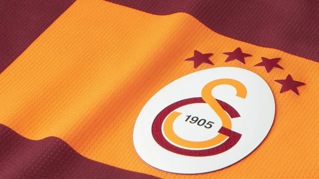 Galatasaray'dan İki Transfer Bombası Birden! Görüşmelere Başladı 6