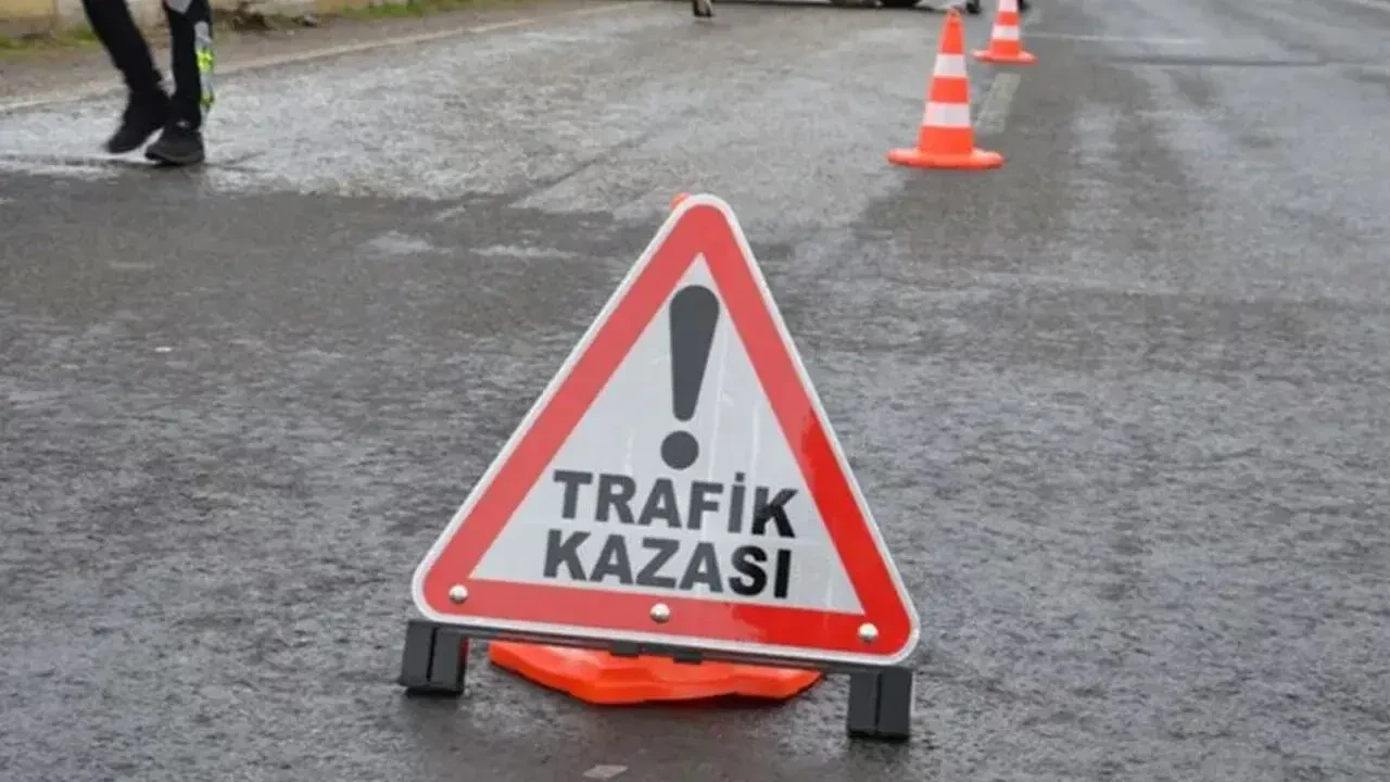 Konya'da Feci Kaza! Otomobil ile TIR Çarpıştı 4