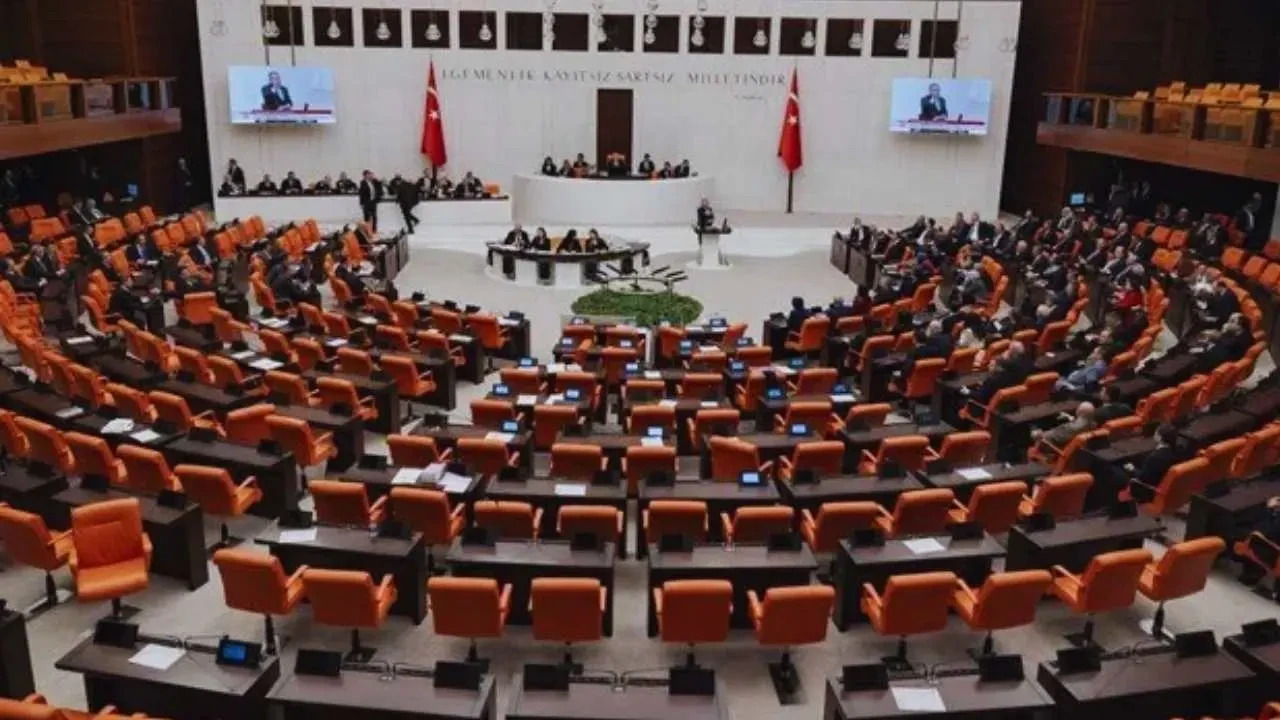 DEM Parti'nin İmralı görüşmesi siyaseti hareketlendirdi 1