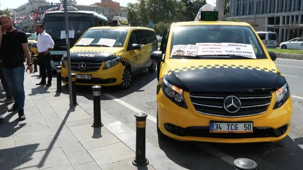 İstanbul'da taksici eylemi dikkat çekti: Segment serbestliği isteniyor 1