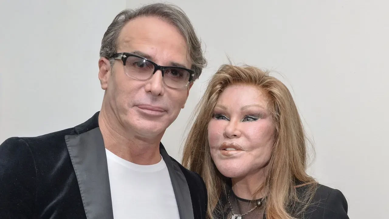 Estetik operasyonlarıyla tanınan Kedi Kadın Jocelyn Wildenstein hayatını kaybetti 3