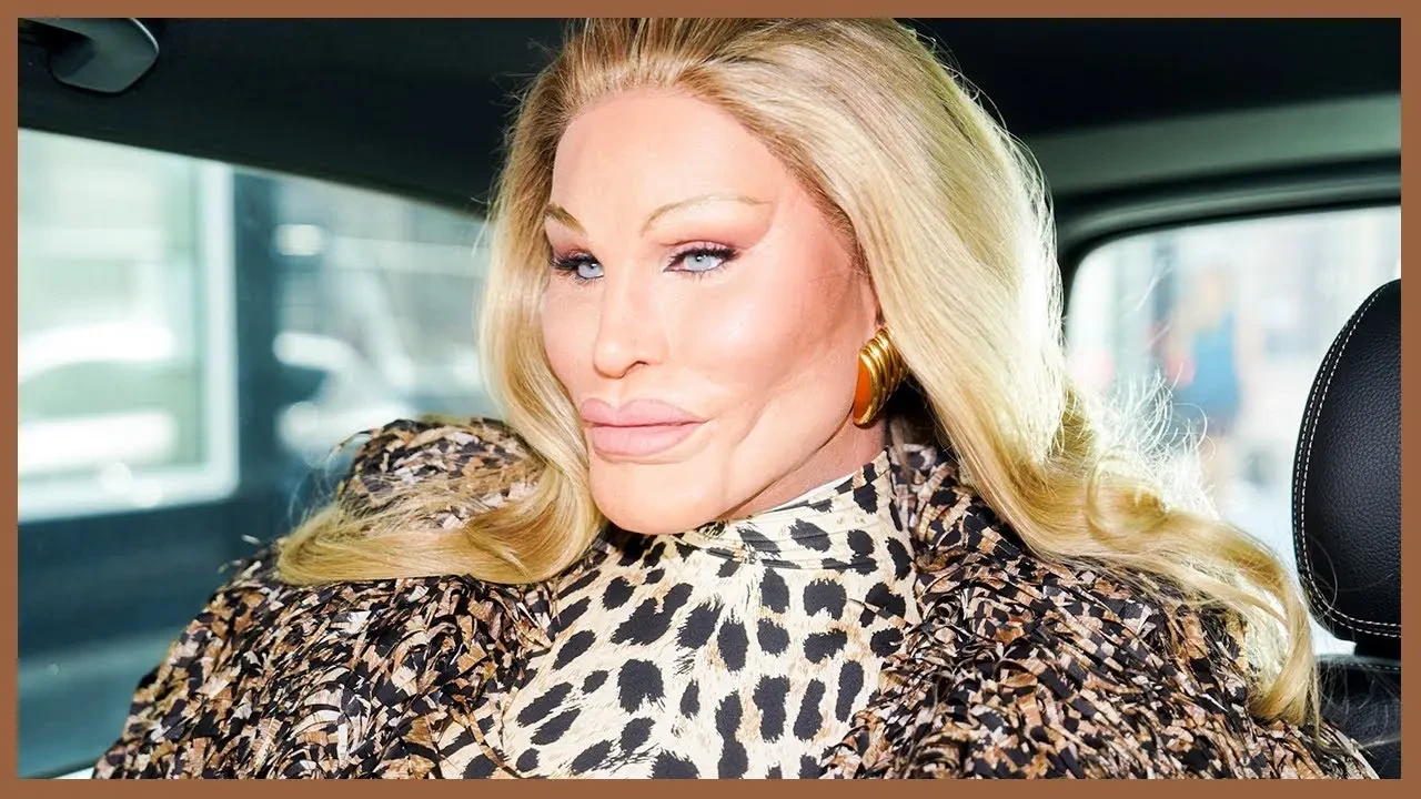 Estetik operasyonlarıyla tanınan Kedi Kadın Jocelyn Wildenstein hayatını kaybetti 4