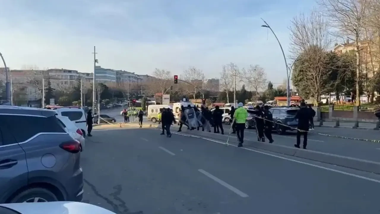 Sultangazi'de şok edici cinayet: Araçta kadın cesedi bulundu 4