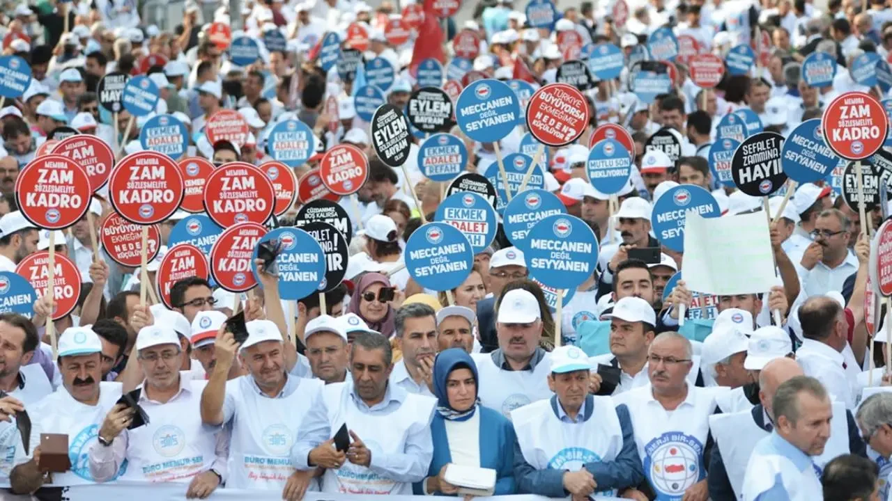 Memur-Sen taleplerini Hazine ve Maliye Bakanlığı önünde duyurdu 3