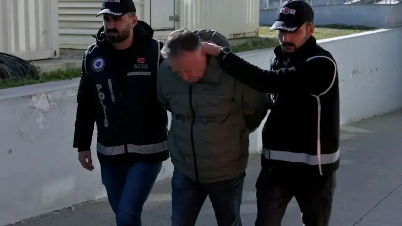 Adana’da 16 ton sahte zemzem suyu ele geçirildi 3