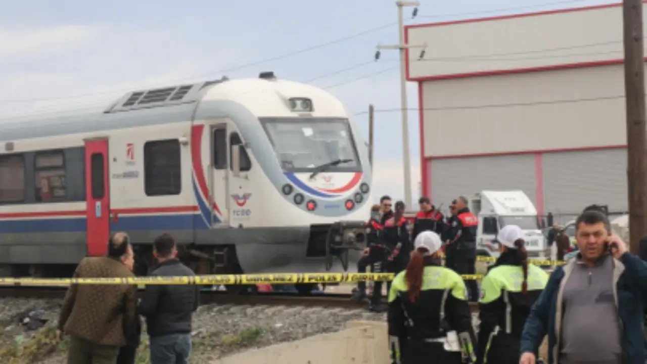 Denizli’de tren kazası: Trenin altında kalan Deniz Şahin hayatını kaybetti 3