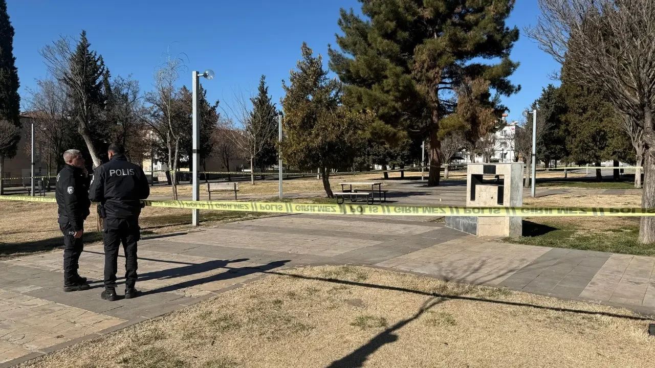 Gaziantep'te parkta silahlı saldırı: Kadın ağır yaralandı 1