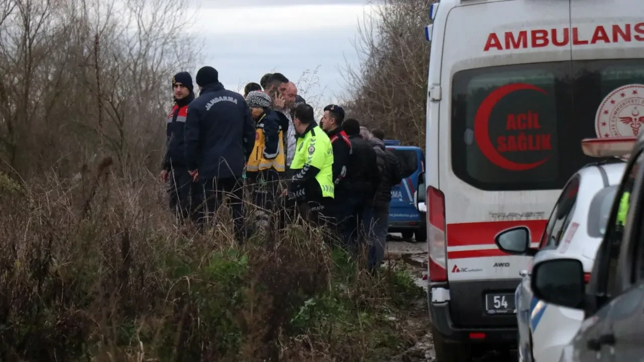 Ferizli'de balıkçının ağlarına takılan ceset kayıp gence ait çıktı 1