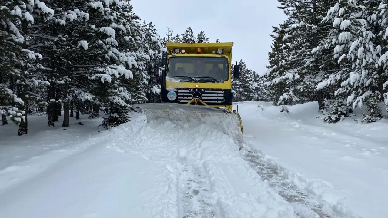 Meteoroloji yeni haritasını paylaştı: 4 ilde eğitime ara verildi, hava durumu kötüleşiyor 5