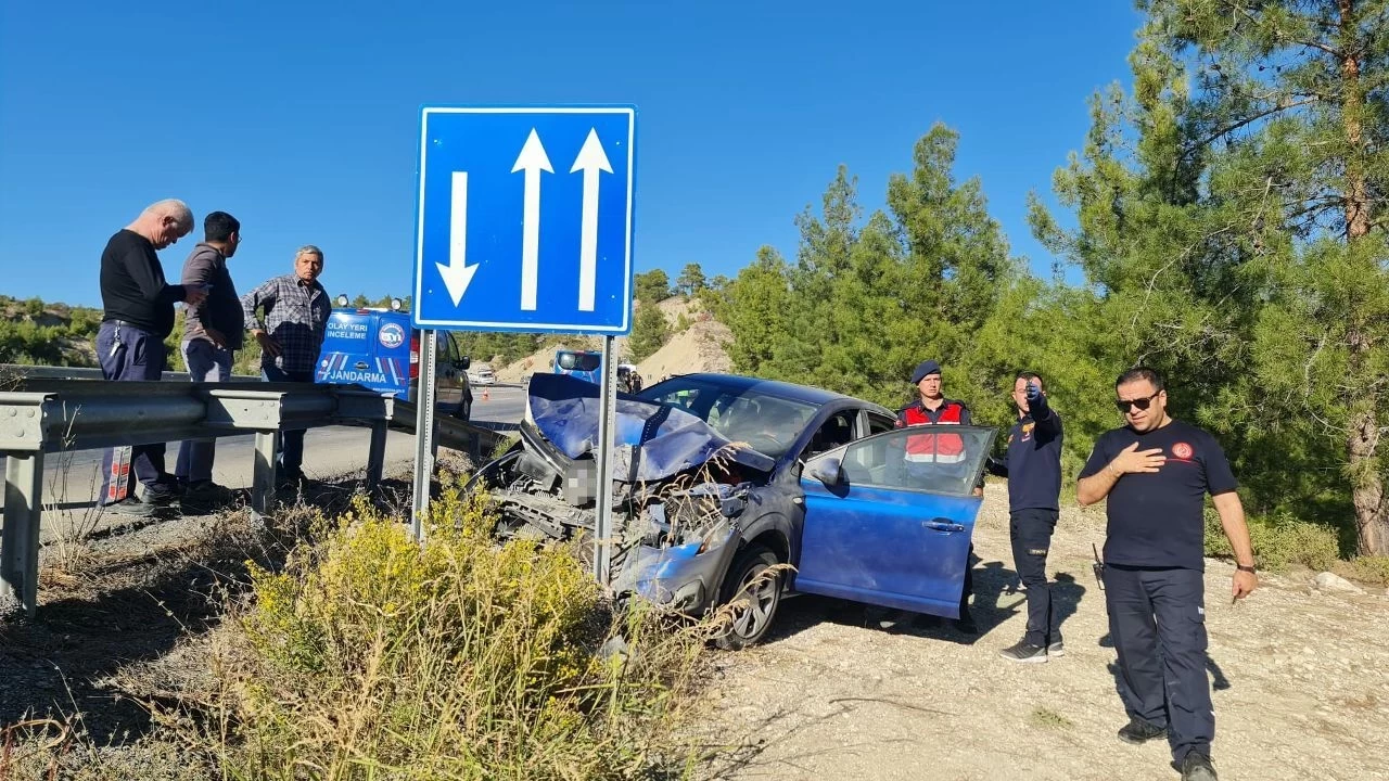 3 Araç 1 Tır Büyük Zincirleme Kaza! 2 Ölü, 6 Yaralı