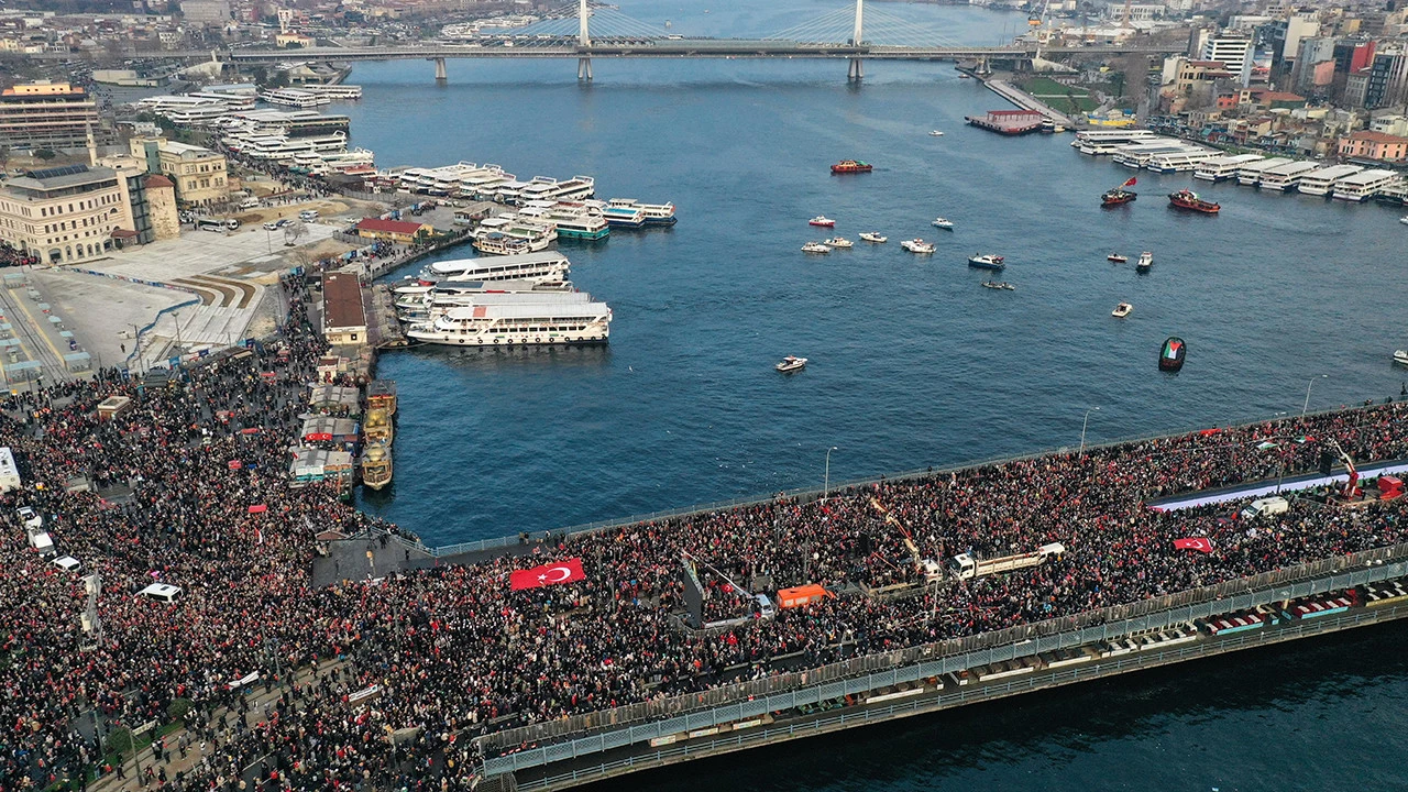 Yarın Galata Köprüsü'nde gerçekleşecek: Filistin eylemi için detaylar belli oldu