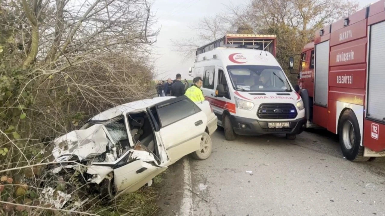 Sakarya'da Feci Kaza! Anne ve Oğlu Hayatını Kaybetti