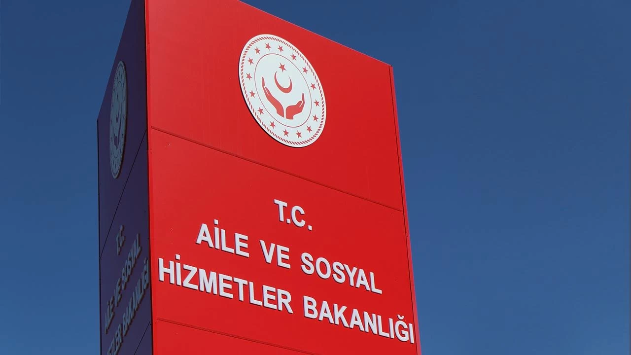 Aile ve 	Sosyal Hizmetler Bakanlığı 1480 Personel Alacak! İşte Başvuru Koşulları