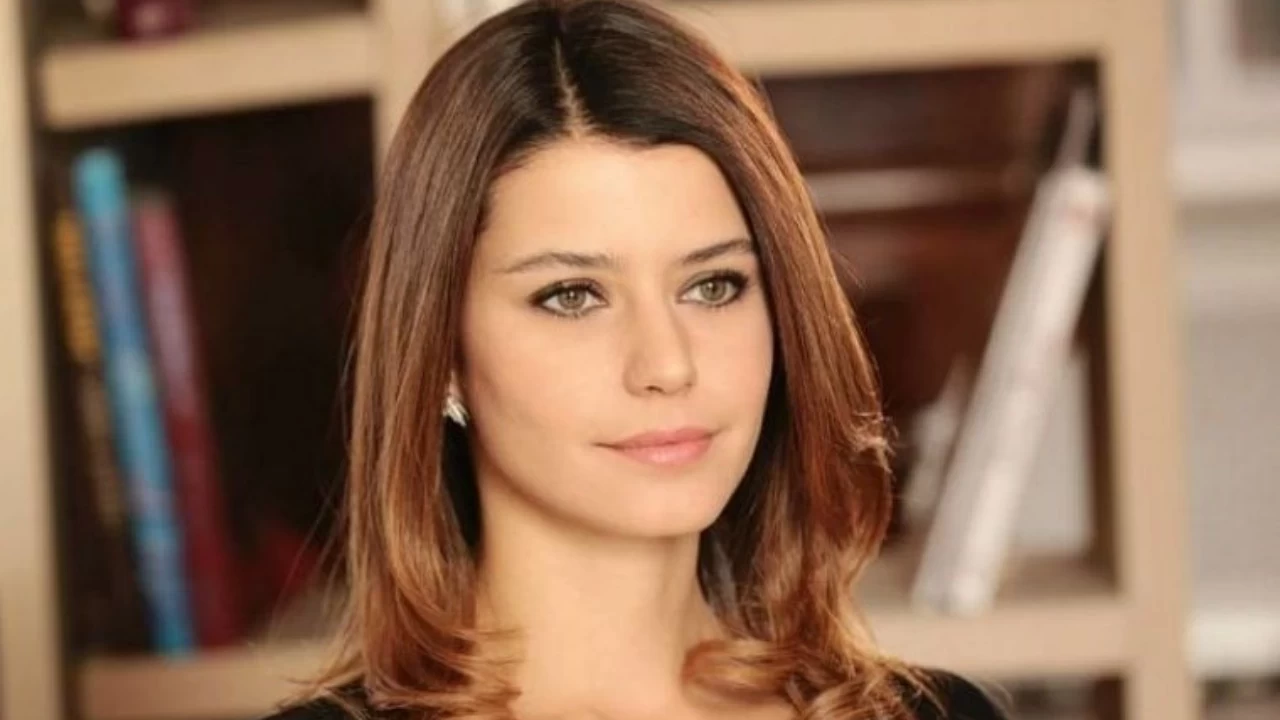 Beren Saat Başrolde! Setten İlk Fotoğraf Paylaşıldı