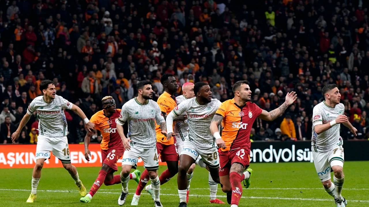 Galatasaray, Konyaspor'u 1-0 mağlup ederek 3 puanı hanesine yazdırdı