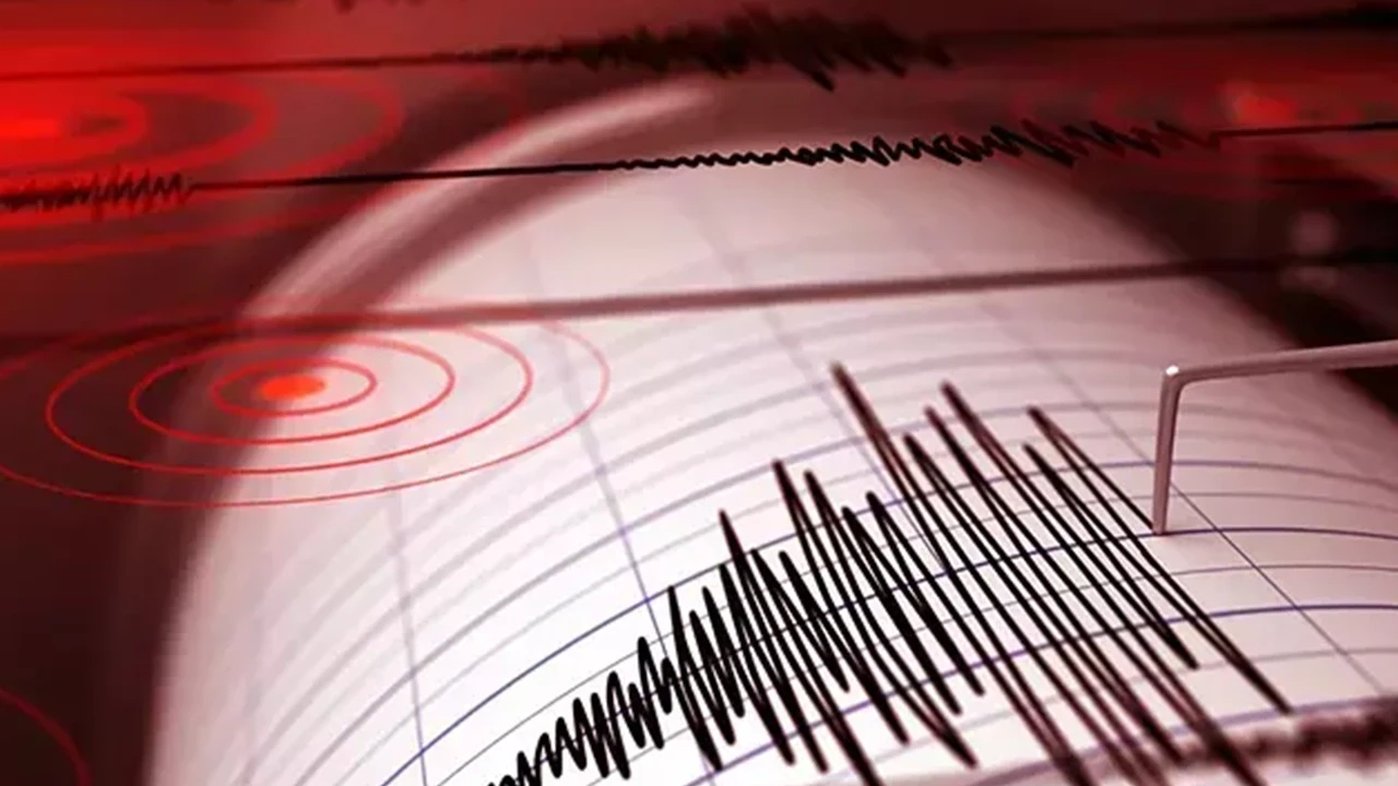 Ege denizi'nde depremler devam ediyor: Ege beşik gibi sallanıyor