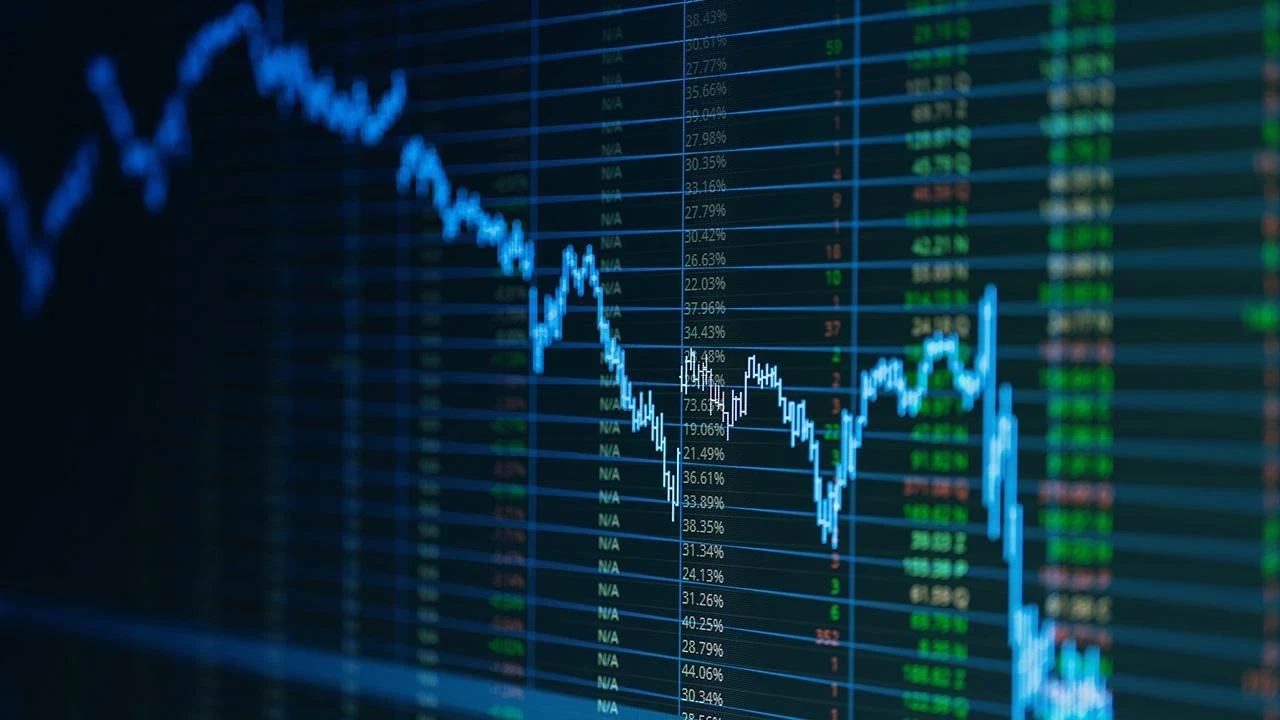 Piyasalarda son durum ne oldu? Borsa düşerken altın yükselmeye devam ediyor