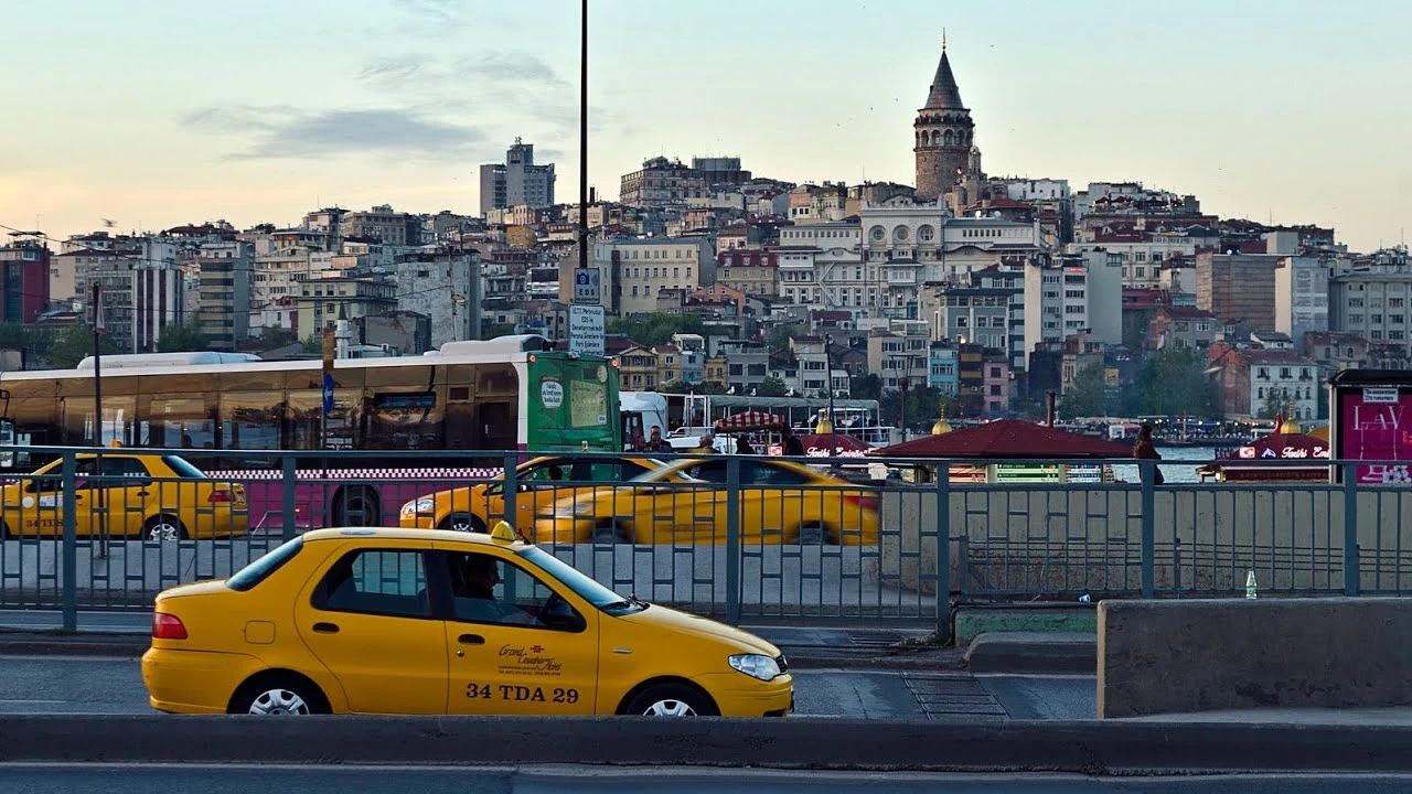 İBB'nin 2 bin 500 yeni taksi ihalesi iptal oldu: İstanbul Taksiciler Otomobilciler Esnaf Odası'ndan karşı mahkeme açıldı