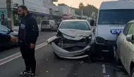 Zincirleme Trafik Kazası! 4 Araç Birbirine Girdi