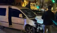 Adana Seyhan'da Kamyonetle Elektrikli Bisiklet Çarpıştı! 1 Ölü, 2 Yaralı