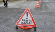 Kocaeli'nde Dikkatsizlik Kazaya Sebep Oldu! Binaya Çarpan Otomobilde 2 Kişi Ağır Yaralandı