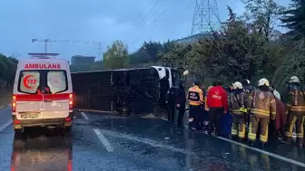 İstanbul'da Yolcu Otobüsü Devrildi! Ölü ve Yaralı Var