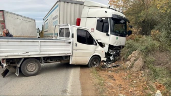 Kocaeli'de Zincirleme Kaza! 3 Yaralı