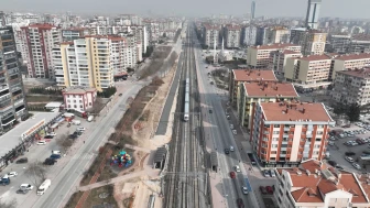 Konya'da ulaşım devrimi: Raylı sistem projelerine bir yenisi ekleniyor