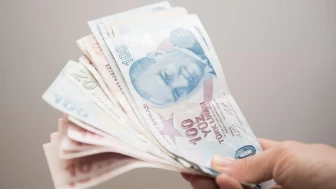 İş Bankası'ndan emeklilere özel kampanya: Emekli yakınını davet edenlere 1.000 TL hediye