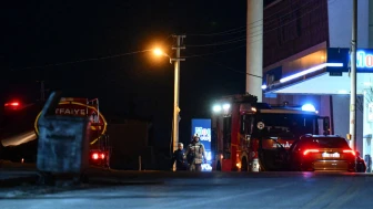 Ankara'da akaryakıt istasyonunda tehlikeli LPG sızıntısı: Yol trafiğe kapatıldı