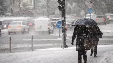 Yurdun Birçok İline Yılın İlk Karı Düştü! Meteoroloji Uzmanları Aman Dikkat Diyerek Uyarıyor