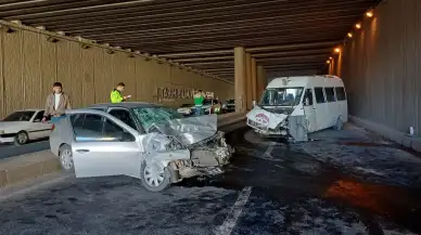 Şanlıurfa’da Yolcu Minibüsü Kaza Yaptı! Feci Kazada Çok Sayıda Yaralı Var