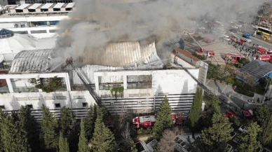 İstanbul Levent'te AVM'de Yangın Çıktı! Çok Sayıda İtfaiye Ekibi Sevk Edildi