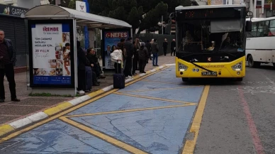 76 kişinin hayatını kaybettiği Kartalkaya için yas: Otobüslere siyah kurdele