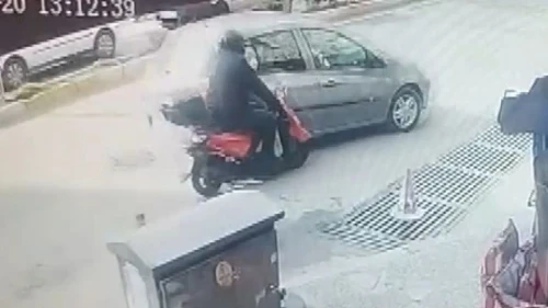 Motosiklete Çarpıp Kaçtı! Kaza Güvenlik Kameralarına Yansıdı