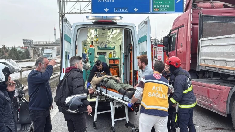 Gebze'de Feci Kaza! Tır İle Motosiklet Çarpıştı Genç Sürücü Kurtarılamadı