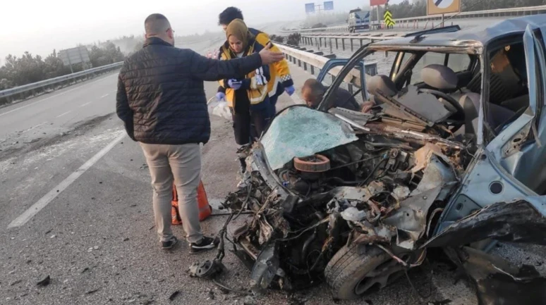 Konya’da buzlanma nedeniyle feci kaza: Bir ölü, bir yaralı