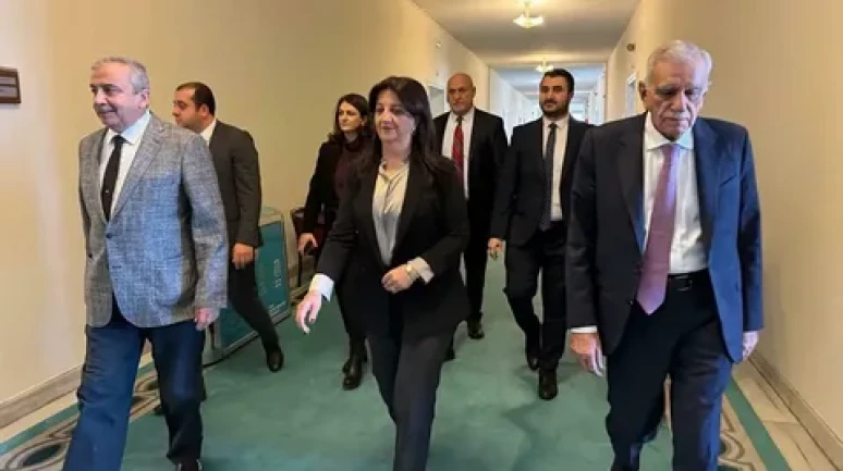 DEM Parti İmralı ziyareti için onayı aldı