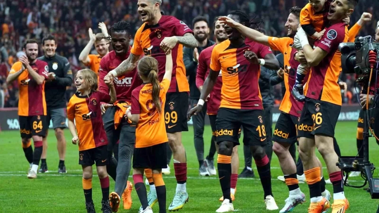 Tümer Metin'den Derbi Öncesi Uyarı! Galatasaray'ı Bekleyen Tehlike