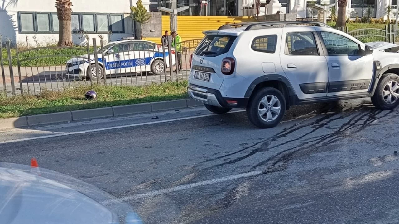 Samsun-Sinop Yolunda Feci Kaza! Motosikletteki İki Kişi Ağır Yaralı