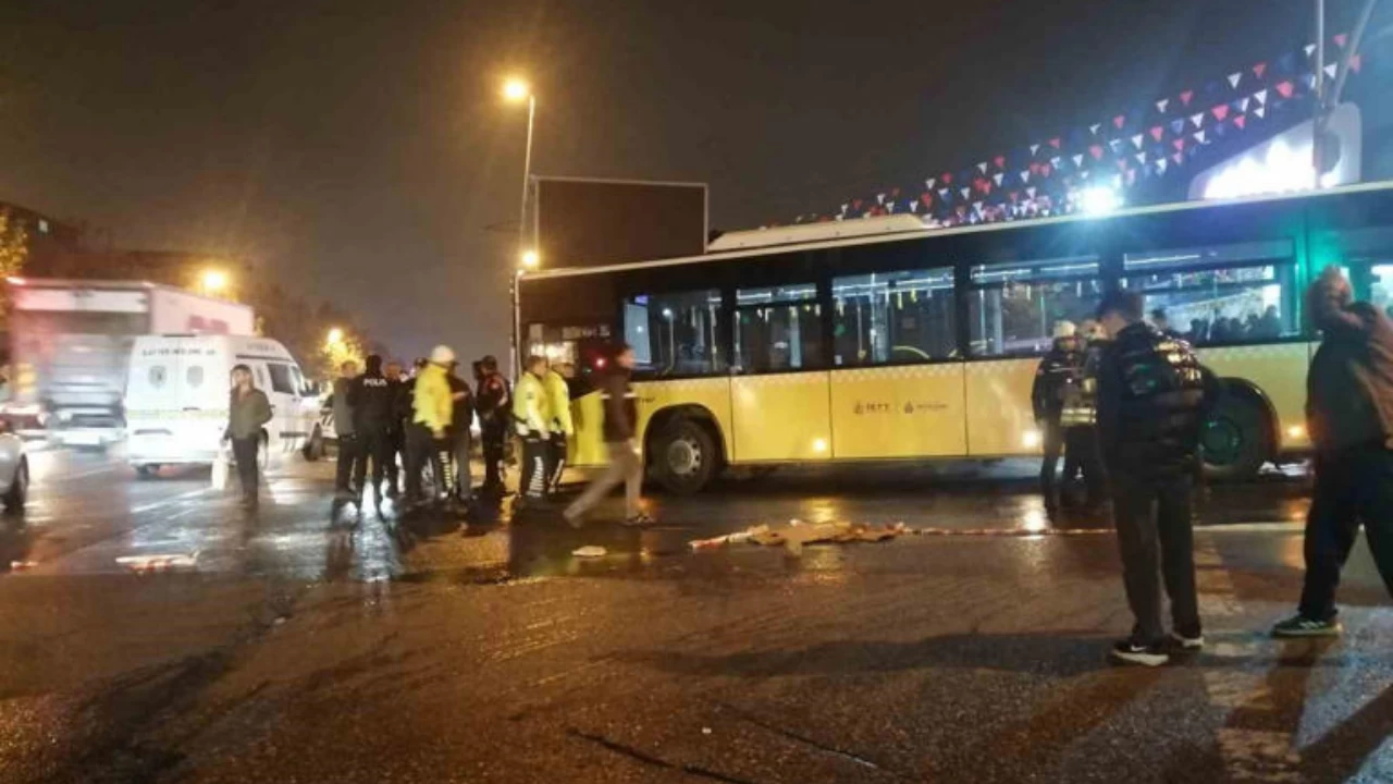 Sancaktepe'de İETT Otobüsü Kazası! Otobüsün Çarptığı Çocuk Hayatını Kaybetti, Anne Ağır Yaralandı