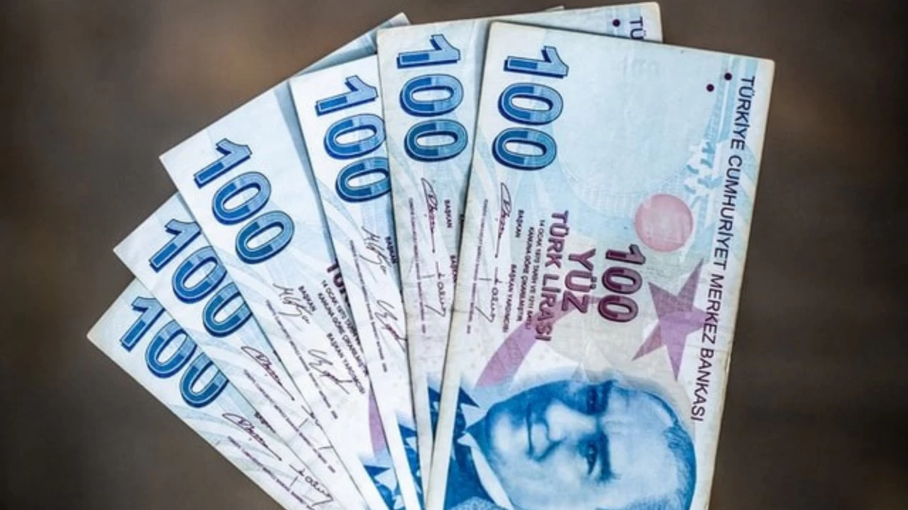 Emekli Maaşını Taşıyanlara Yüksek Tutarlı Promosyon! Bankalar Kampanyalarını Arka Arkaya Duyurdu