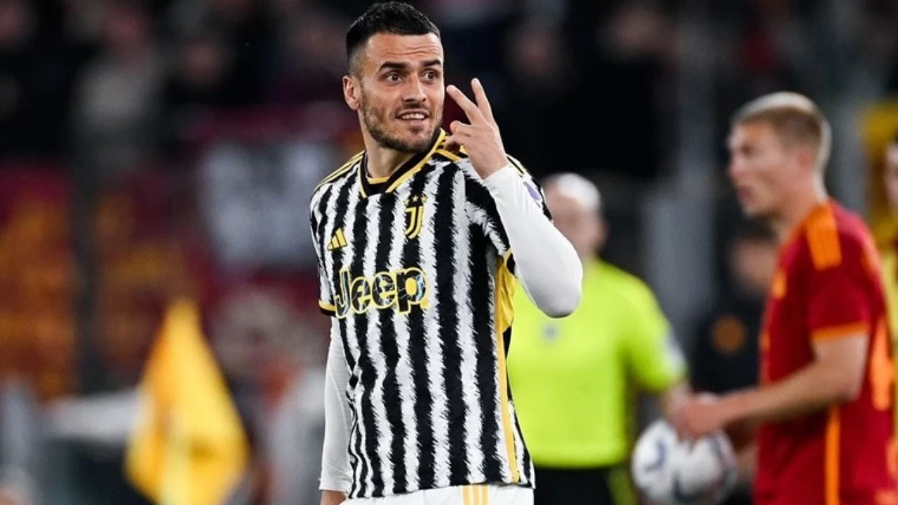 Fenerbahçe’den Transfer Hamlesi! Filip Kostic’i Renklerine Bağladı